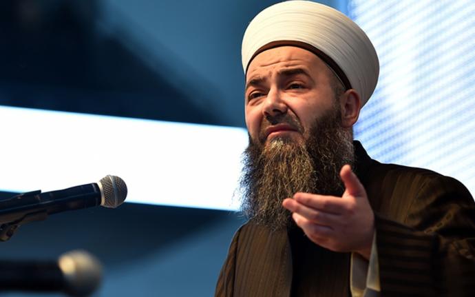 Türkiye dindarlaşıyor mu, sekülerleşiyor mu?