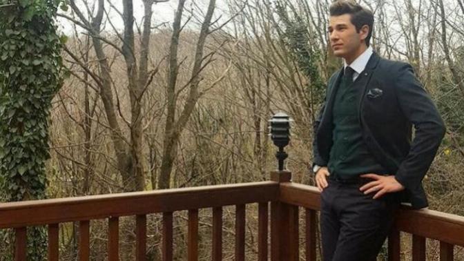 Bir erkek , karizmatik ve yakışıklıysa nerelidir?