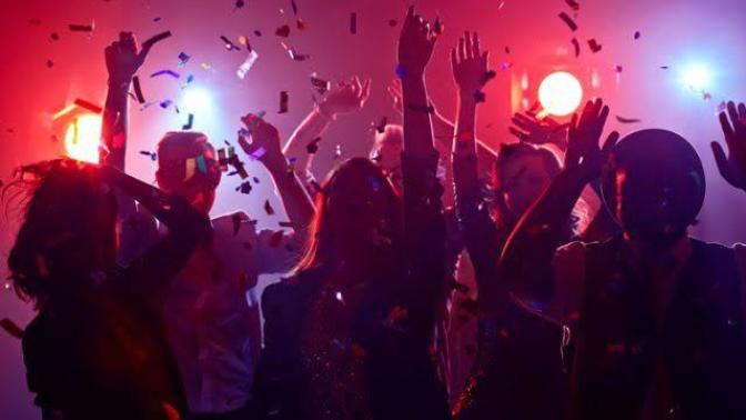 3  Nisan  Dünya Parti Günü! Sizin Hangi Sebepten Parti Vermek İsterdiniz?