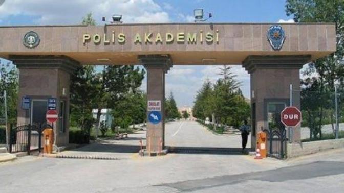 Polislik hakkında her şeyi bilmek istiyorum. Polis olanlar bakabilirmi (Polis okulunda okuyanlar da baksın )?