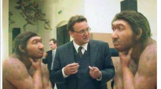 Erkekler neden tek bir kadınla yetinemez 😒 ?