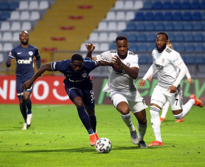Kaşımpaşa 1 Beşiktaş 0... Kartal şampiyonluk yolunda yara aldı! Maçı nasıl buldunuz?
