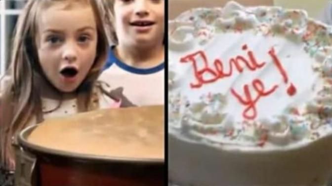 Dr. Oetker pasta reklamını çekenler yabancıysa pastanın üstünde nasıl "beni ye!" yazıyor?