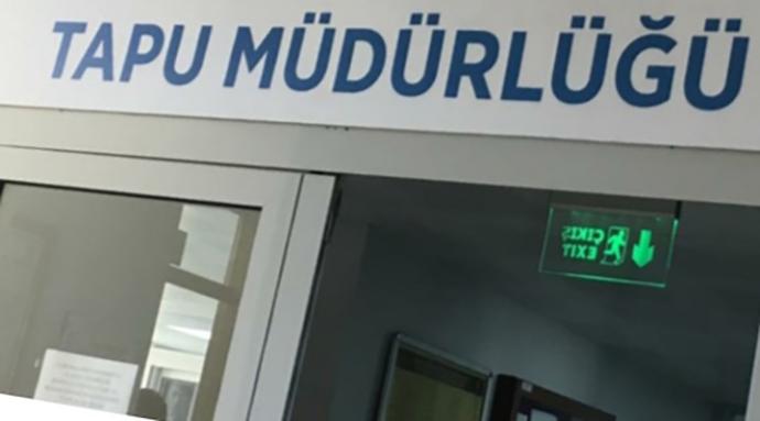 Devlet daireleri sıraya girdi: Tapu Kadastro Müdürlüğündende Amirallere tepki geldi! Göze girme yarışına mı dönmedi mi bu?