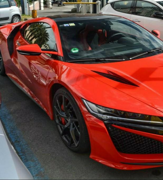 Arabanız hangi model veya alacağınız araba hangi markanın arabası?