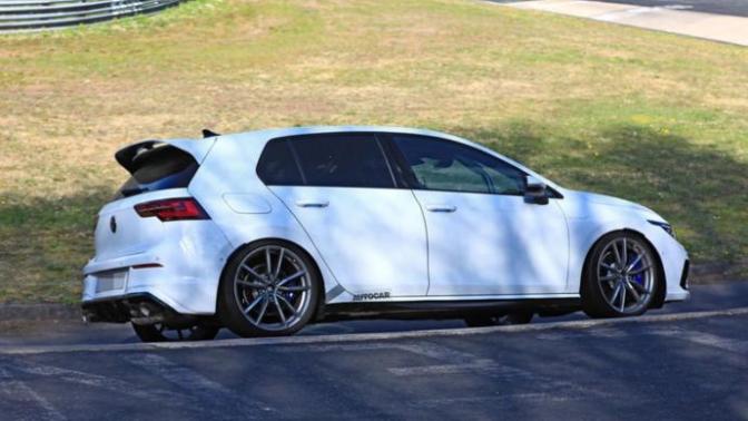 Golf 8 hakkında düşünceniz nedir, sıfır Golf 8 alınır mı?