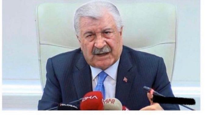 50 binlik vaka sonrası Fahrettin Koca “Saygılı olun.” dedi. Senin saygısızlığa tahammülün var mı?