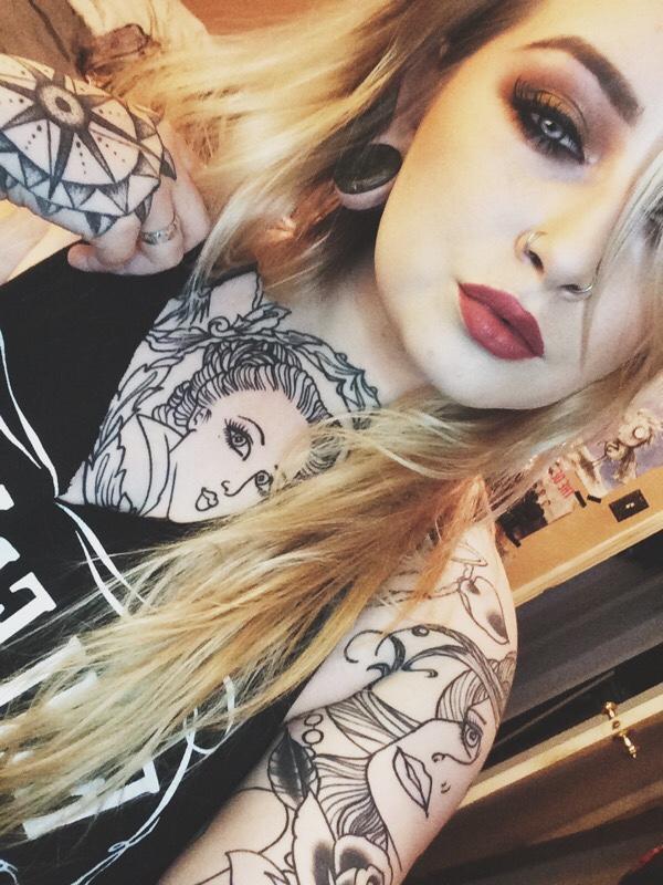 Kızlarda neden bad girl olma çabası var?