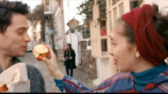 Sevdiğiniz şeyleri yapabilmek için, sevmediğiniz şeyleri yapmak zorunda kaldınız mı?