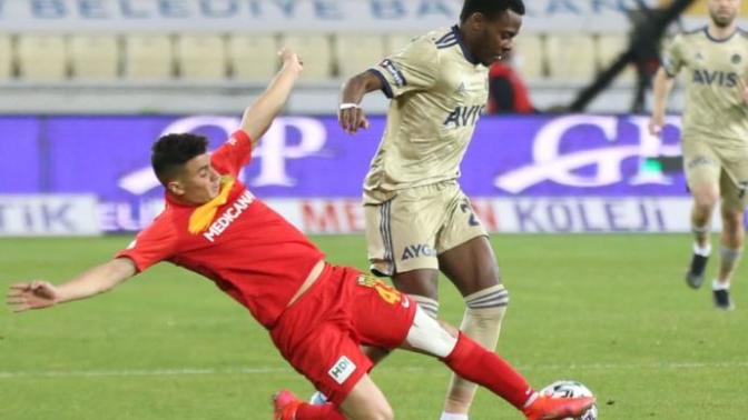 Fenerbahçe deplasmanda Malatyaspor ile 1-1 berabere kalarak şampiyonluk yolunda ciddi yara aldı! Maçı nasıl buldunuz?