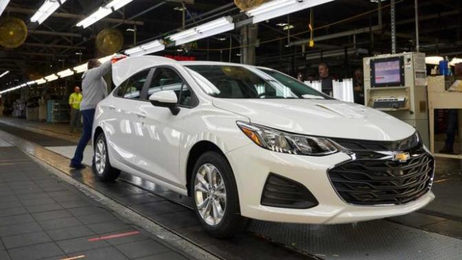 Chevrolet Cruze model araba kullanışlı mı, memnun kalır mıyım?