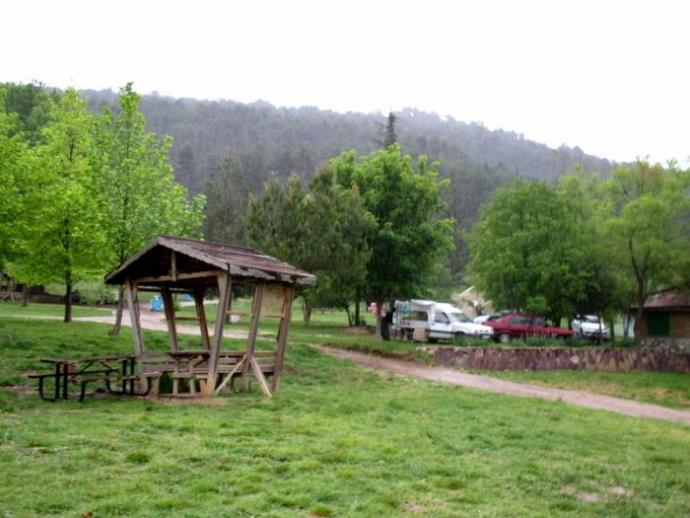 Ege bölgesinin en i̇yi çadır / karavan kamp alanları hangileri?