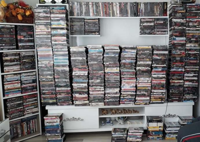 Hala film arşivi yapanlar var mı?