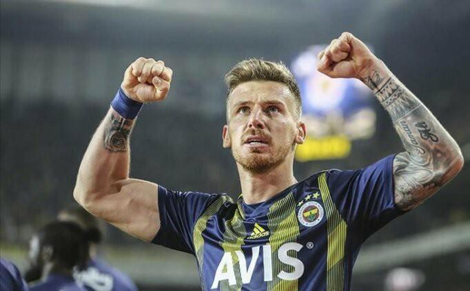 Fenerbahçe nin hangi oyuncusu daha yakışıklı?