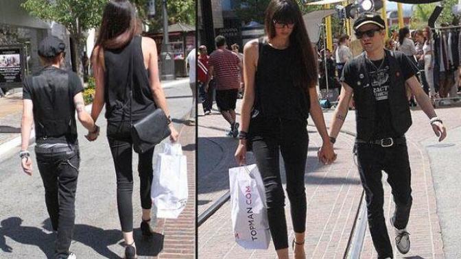 Kızlarda olduğu gibi erkeklerde de boy/yaş takıntısı var mı?