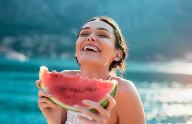 Karpuz sezonu yolda. Sevgilim gibi kelek çıkmaması için karpuzu nasıl seçmeliyim?