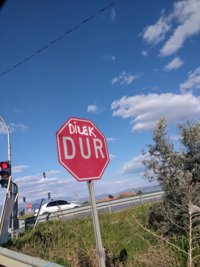 Ayrılan sevgilini tekrar kazanmak için ne yaparsın?