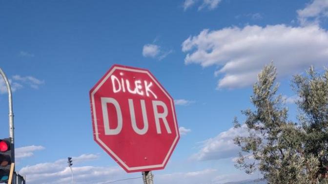 Ayrılan sevgilini tekrar kazanmak için ne yaparsın?