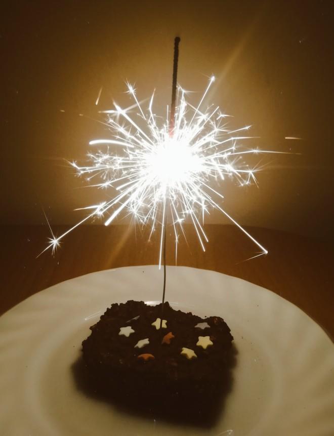 Mercimekli brownie den doğum günü pastası olur mu?