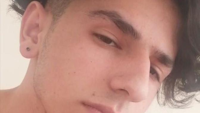 Size göre Küpe takan erkek?