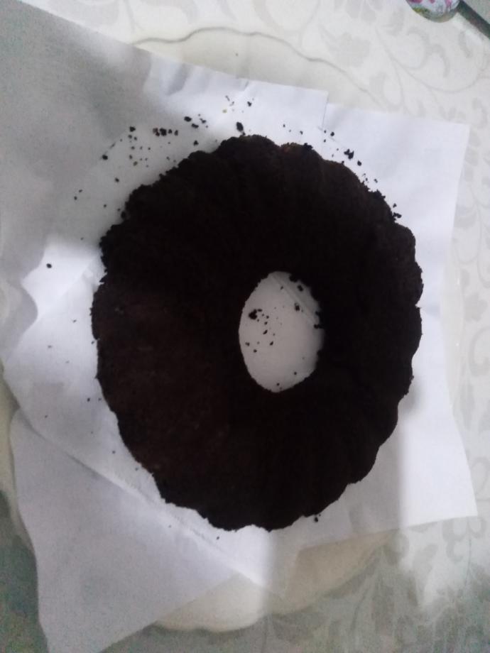 Yulaf unu ile şekersiz kakaolu diyet kek yaptım ama çok acı yiyemiyorum. Bir dahaki sefere tatlandırmak için ne tavsiye edersiniz?