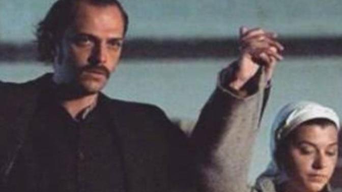 Hangi Türk dizisindeki karakterlerin aşk hayatı gibi bir aşk yaşamak isterdiniz?