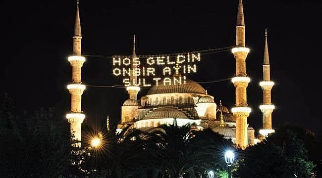 Sizce bu sene kimlerin son bekar geçirdiği Ramazanı? Kimler için son olsun?