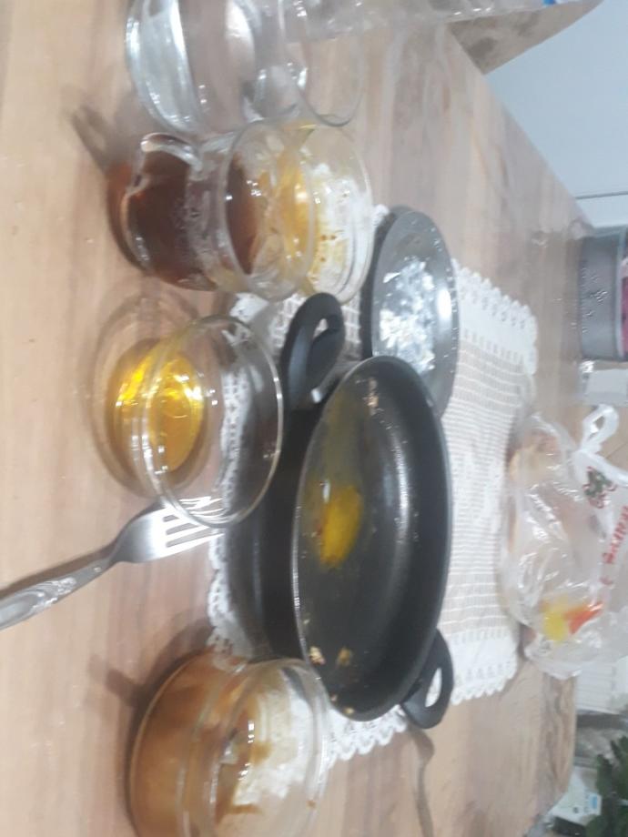 Kimler oruç tutuyor Ben bu gece oruca kalktım Su ve çay ile kaynım doydu?