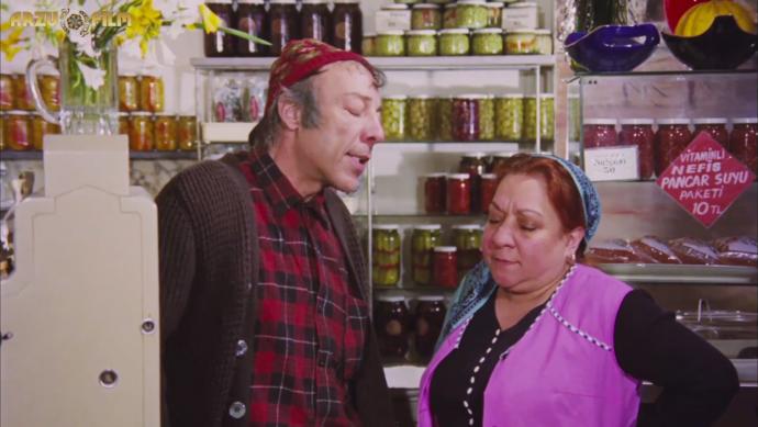Adile Naşit ve Münir Özkulun birlikte rol aldığı en iyi film sence hangisi?