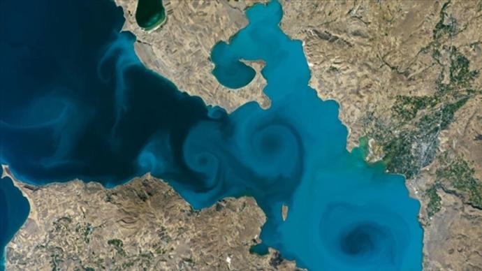 NASAnın yarışmasında Van Gölü fotoğrafı birinci seçildi! Bayrakları astınız mı?