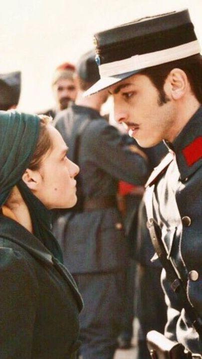 Bir erkek ilgi gösterdiğinde kadınlar neden uzaklaşır?