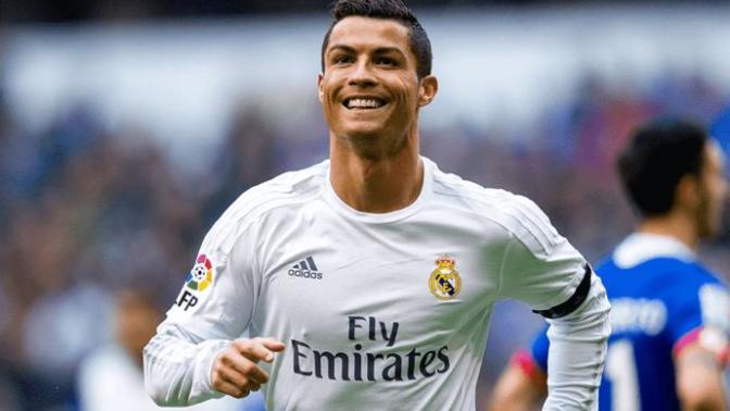 Cristiano Ronaldo yakışıklı mı?