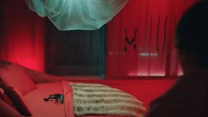 Camdaki Kız ile Bdsm Anlatımı ne kadar etik?