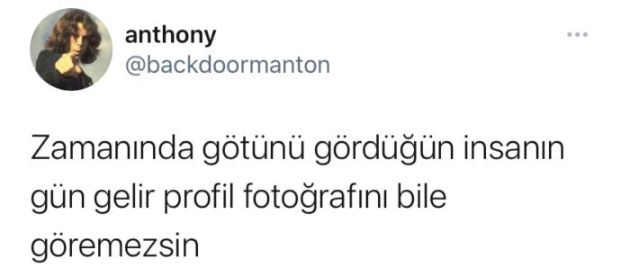 Her şeyini ezbere bildiğiniz birine yabancılaşmak çok tuhaf değil mi?