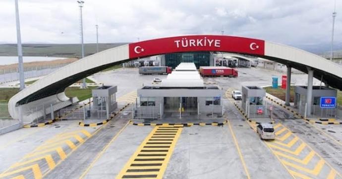 Niye ülkemizin gençleri yurt dışına gitmeyi düşünüyor?