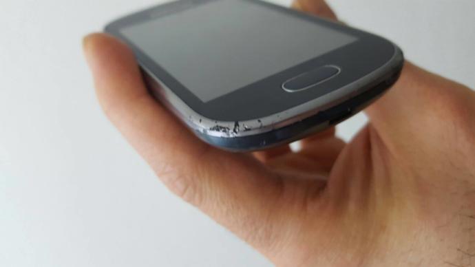 Telefonun boyası kalktı, ne yapabilirim?