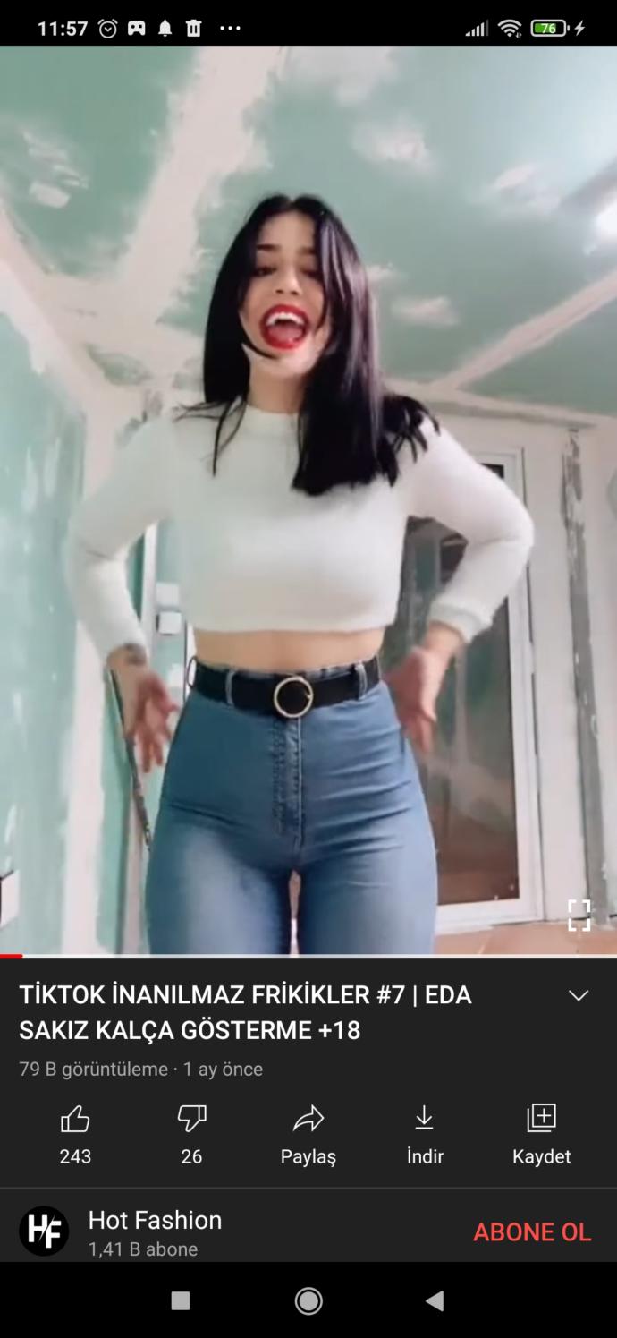 Sizce bu kızın kalçaları nasıl?