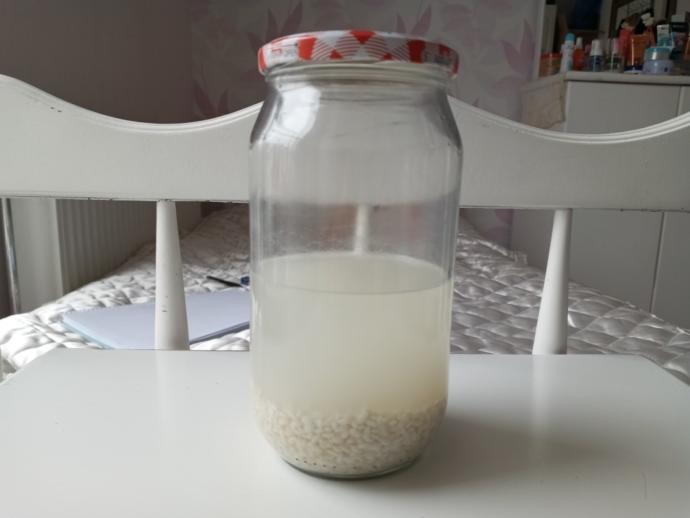 Pirinç suyu saçı uzatır mı?