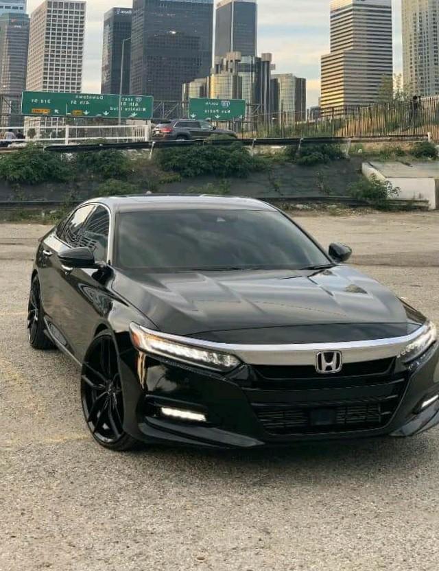Passat 1.9 mu yoksa 2009 model Honda accort 2000 Cc mi?