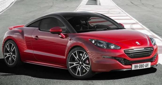 Peugeot RCZ nasıl bir araç? Aranızda kullanan var mı?