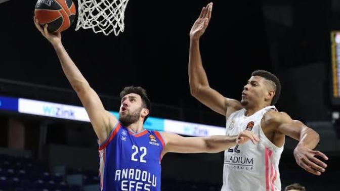 Anadolu Efes - Real Madrid eşleşmesinde hangi takım tur atlar?