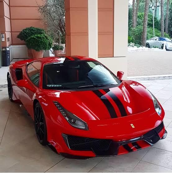 Ferrari 488 Pista