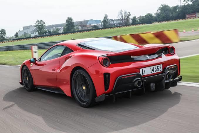 Ferrari 488 Pista