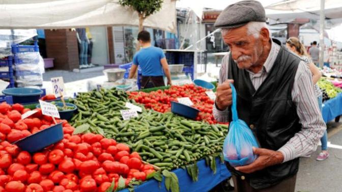Türkiye'de ekonomik kriz olduğuna inananların sayısı yüzde 88'e yükseldi. Sizce ekonomik kriz var mı?