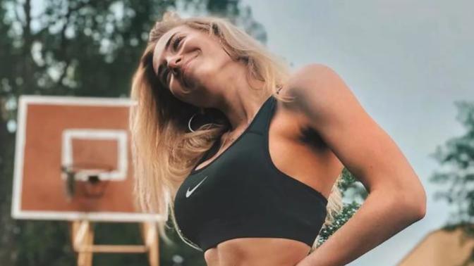 Spor giyimlerinde nasıl dekolteler olmalı?