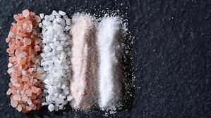 Siyah Gömlekte Beyaz Leke, Beyaz Gömlekte Sarı Leke Nasıl Çıkar?