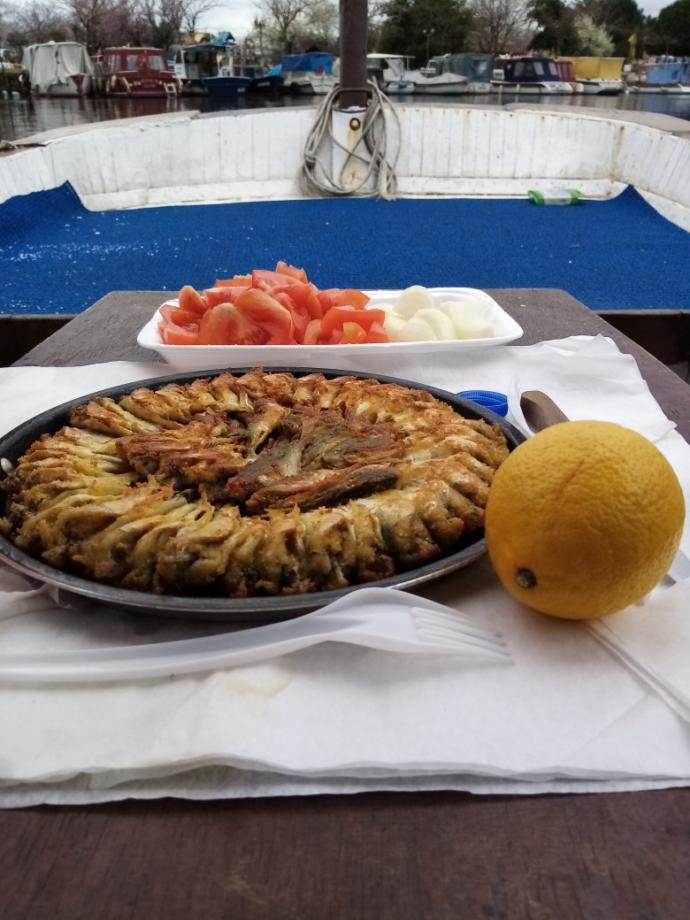 Size her akşam makarna yedirecek biriyle evlenir misiniz?