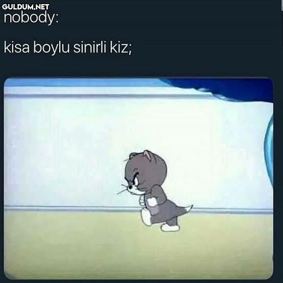 Boyum 1.57 kendimi şanssız hissediyorum. Siz boyunuzdan memnun musunuz?