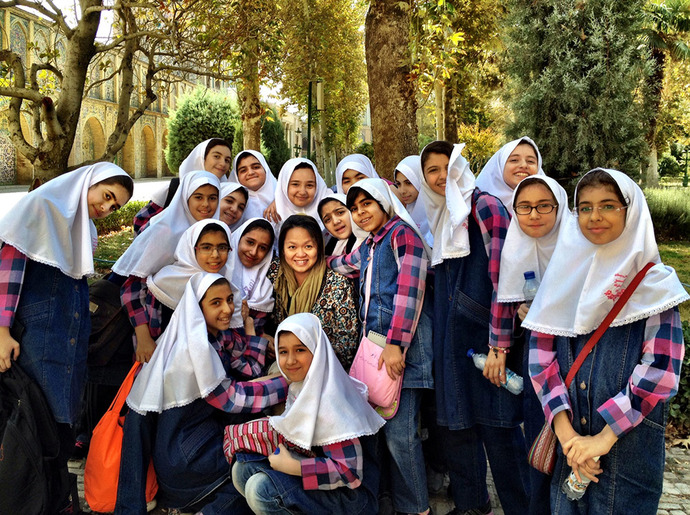 İranlı kızların geneli neden çok koyu tenli ve kaşları kalın olur?