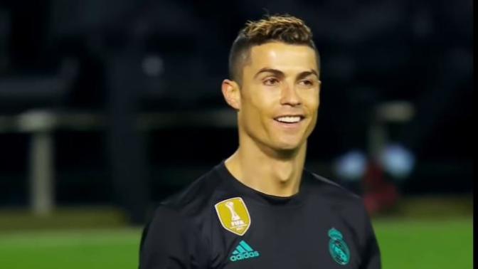Sizce Cristiano Ronaldo mu daha iyi futbolcu yoksa Brezilyalı efsane Ronaldo mu?